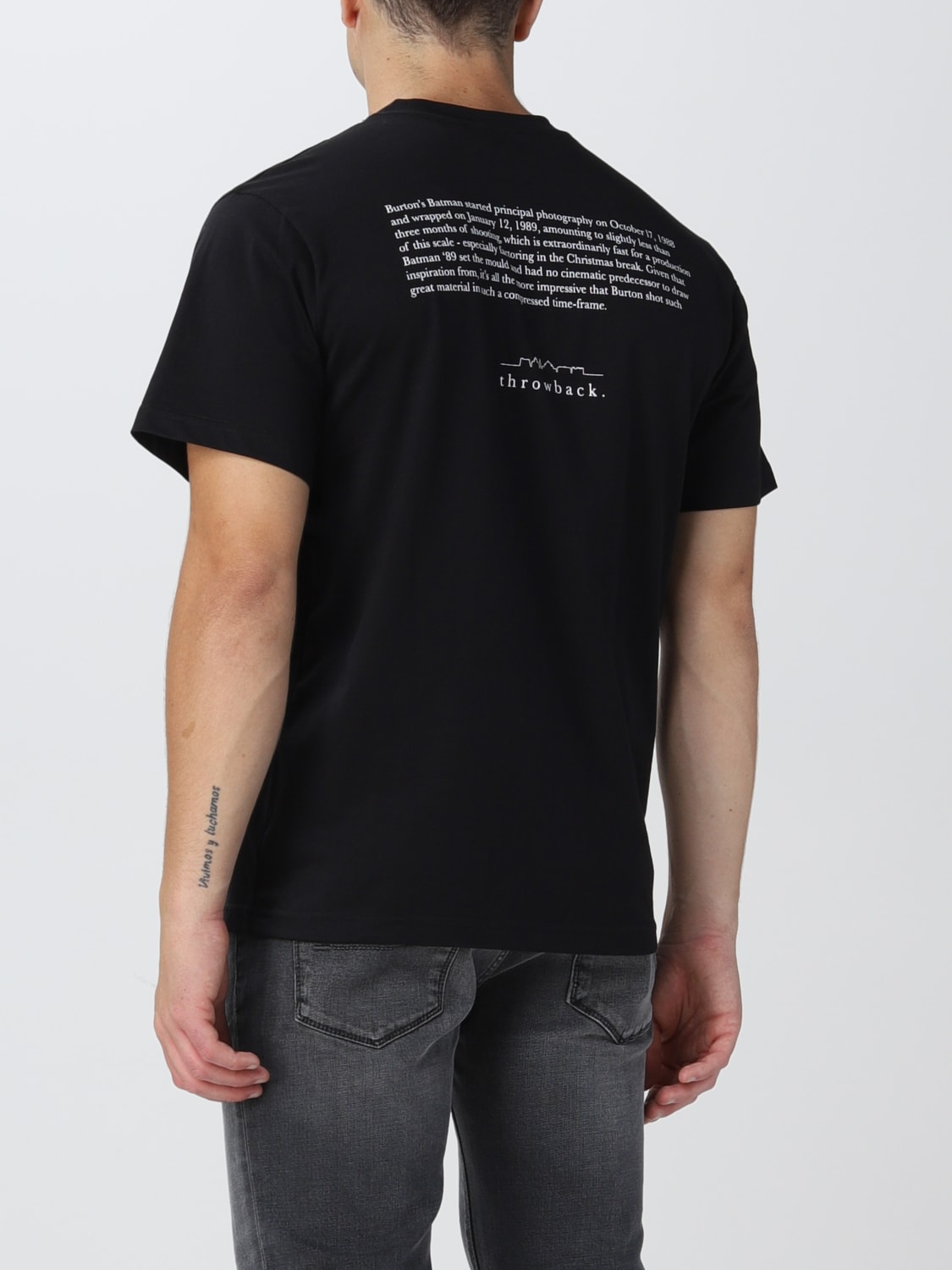 THROWBACK: t-shirt for man - Black | Throwback t-shirt TBTBAT online on ...