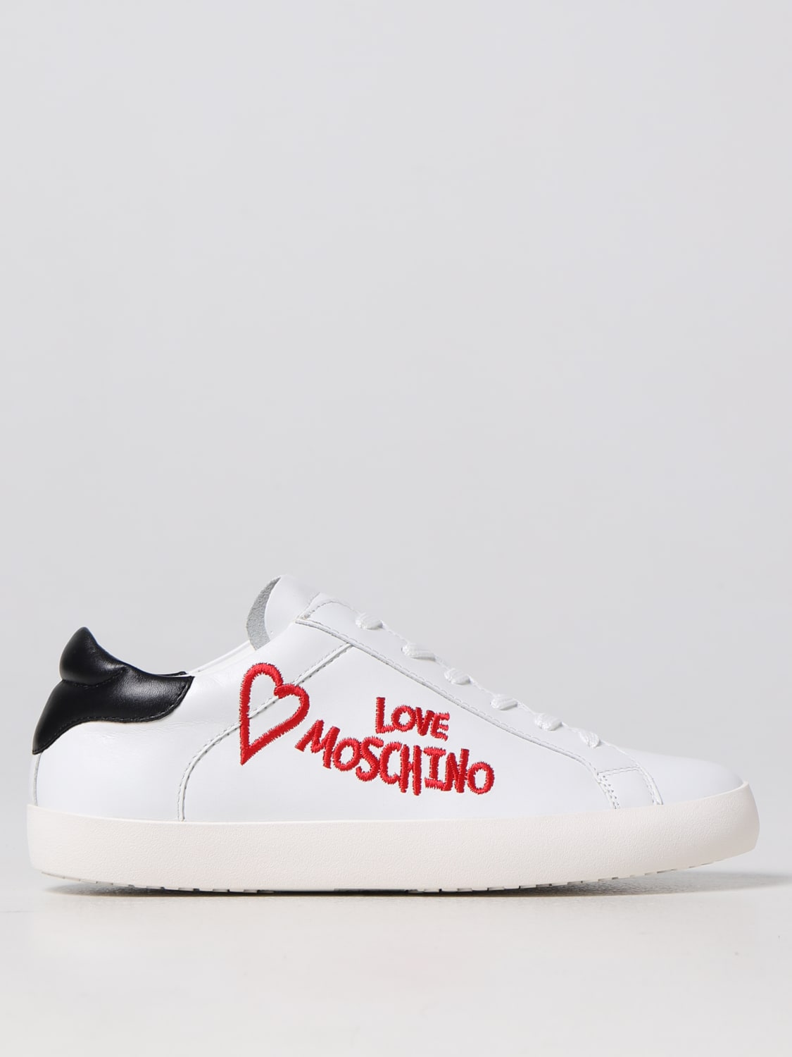 Sneakers Love Moschino in pelle con logo ricamato