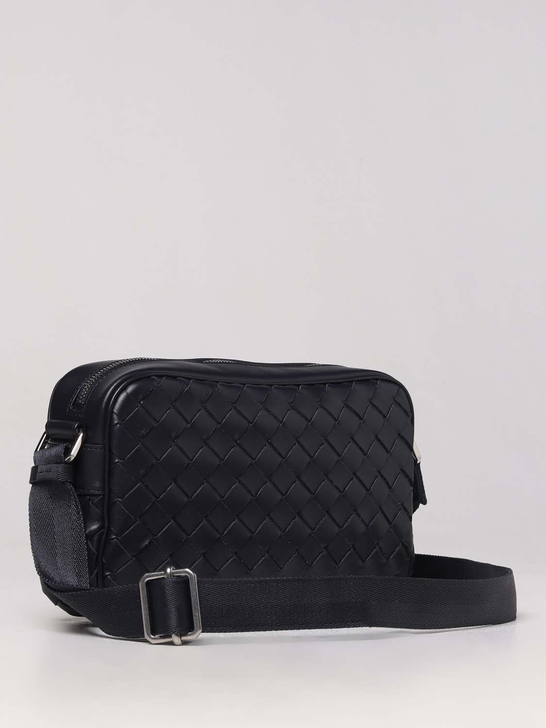 Bottega Veneta Outlet: bag in woven leather - Beige  Bottega Veneta  shoulder bag 710048V2E42 online at