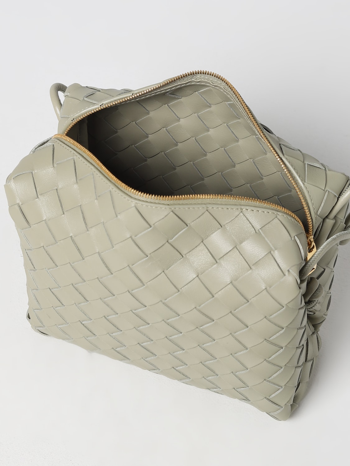 Bottega Veneta 'Loop Medium' shoulder bag, Women's Bags