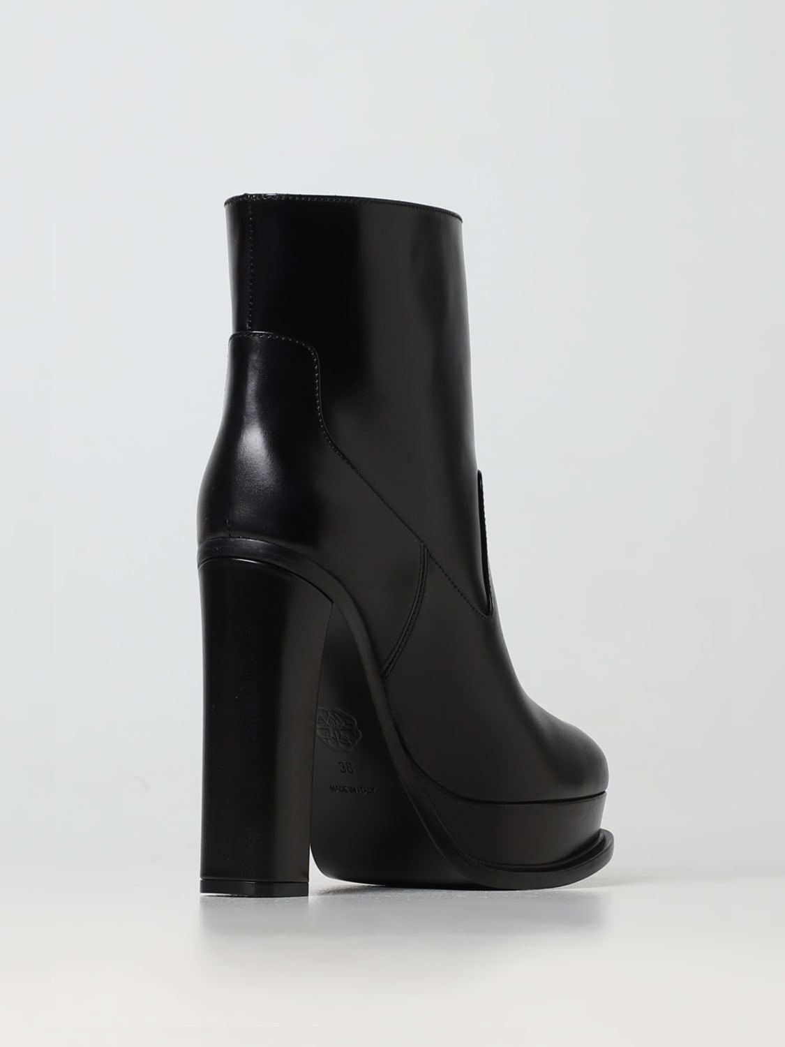 Alexander McQueen Boots Black - 36