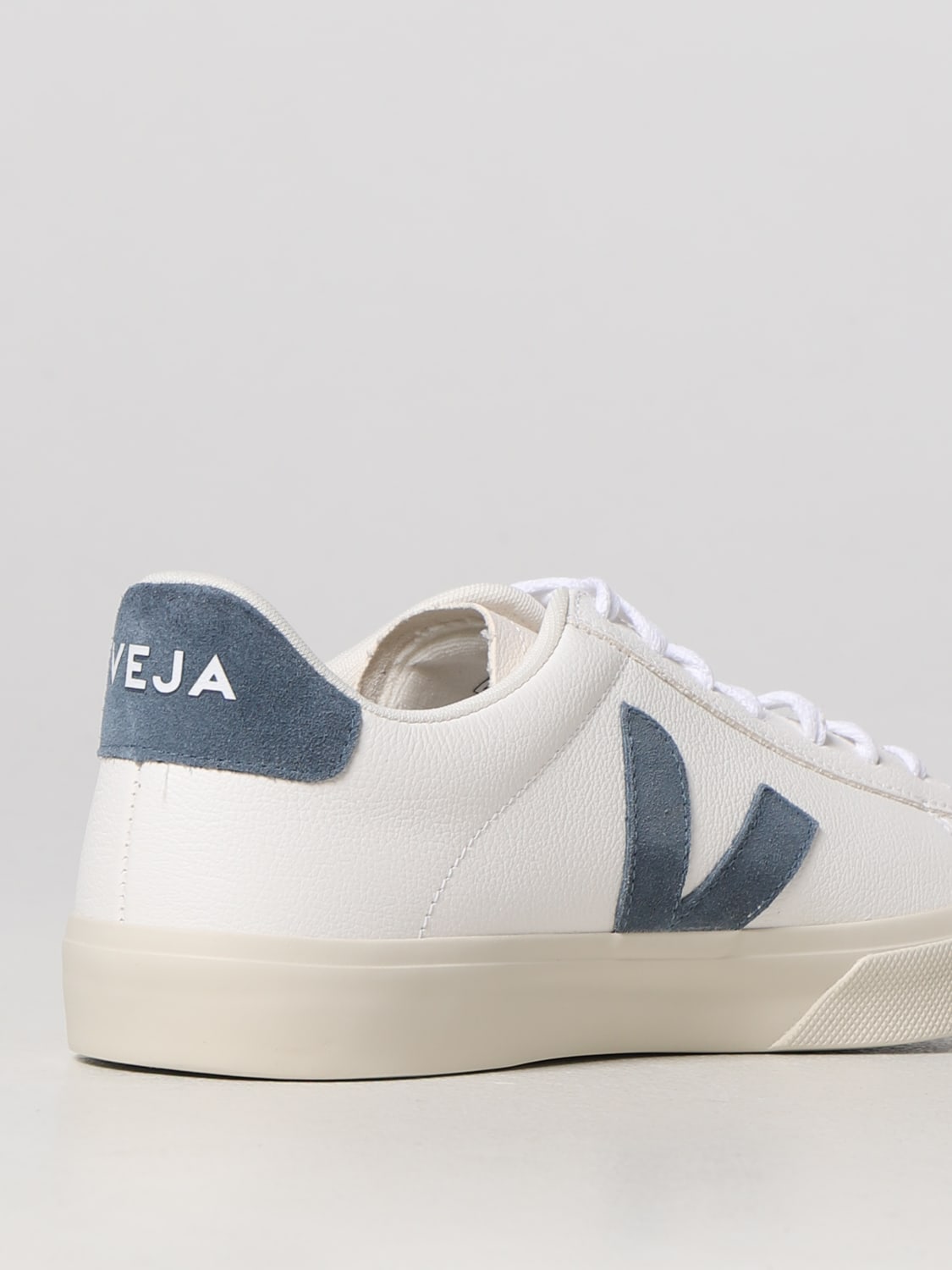 Ubrugelig dreng godkende VEJA: sneakers for man - White | Veja sneakers CP0503121 online on  GIGLIO.COM
