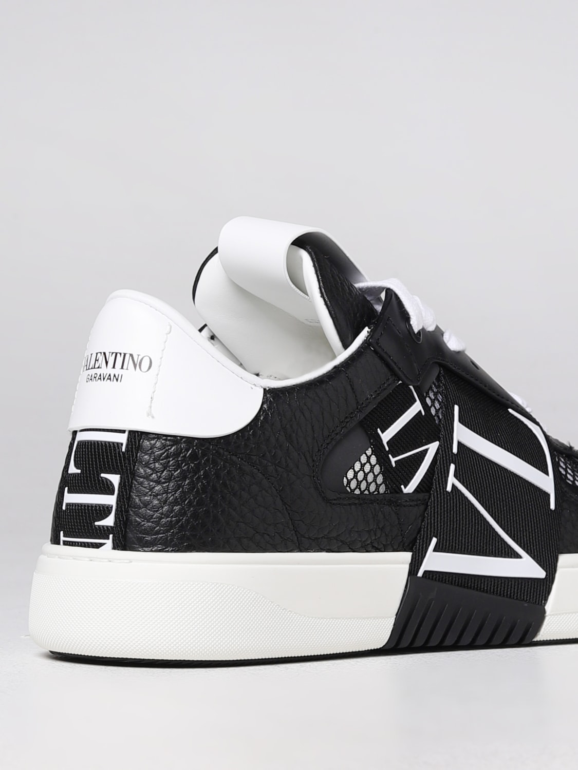 GARAVANI: VL7N leather sneakers - Black | Garavani sneakers 2Y2S0C58SWF online on GIGLIO.COM
