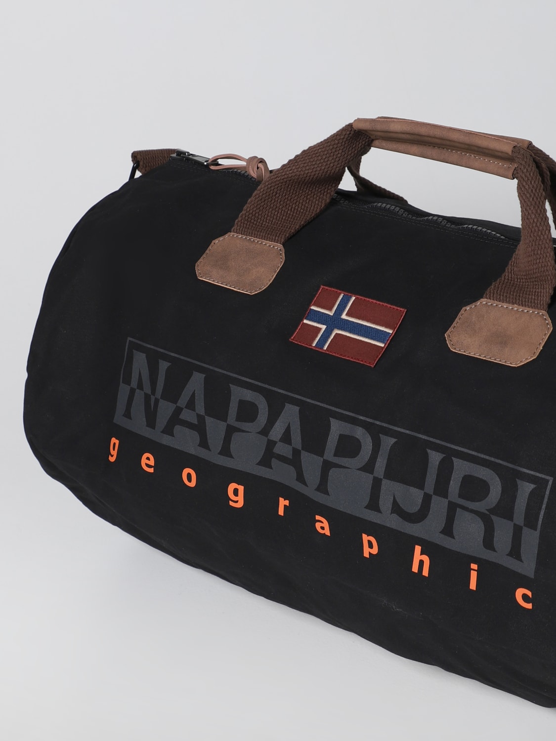 Groet Panter dichtheid NAPAPIJRI: travel bag for man - Black | Napapijri travel bag NP0A4GGM  online on GIGLIO.COM