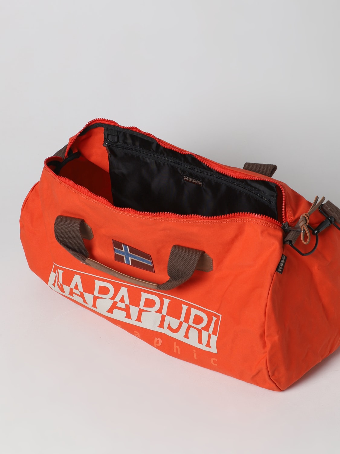 Catena ruilen Leonardoda NAPAPIJRI: travel bag for man - Red | Napapijri travel bag NP0A4GGM online  on GIGLIO.COM