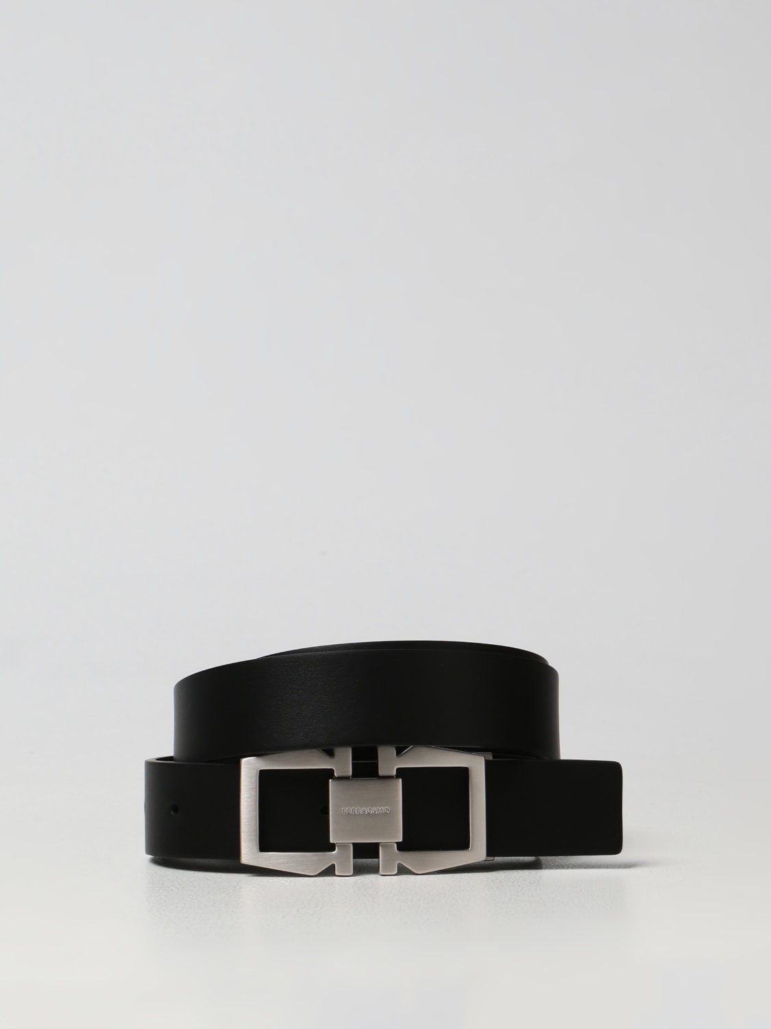 FERRAGAMO: Reversible leather belt - Black | Ferragamo belt 670251 ...
