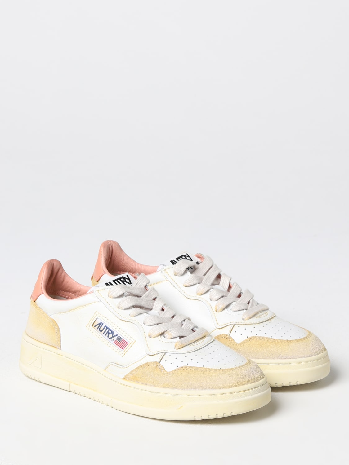 AUTRY: sneakers for woman - White | Autry sneakers AVLWYL05 online on ...