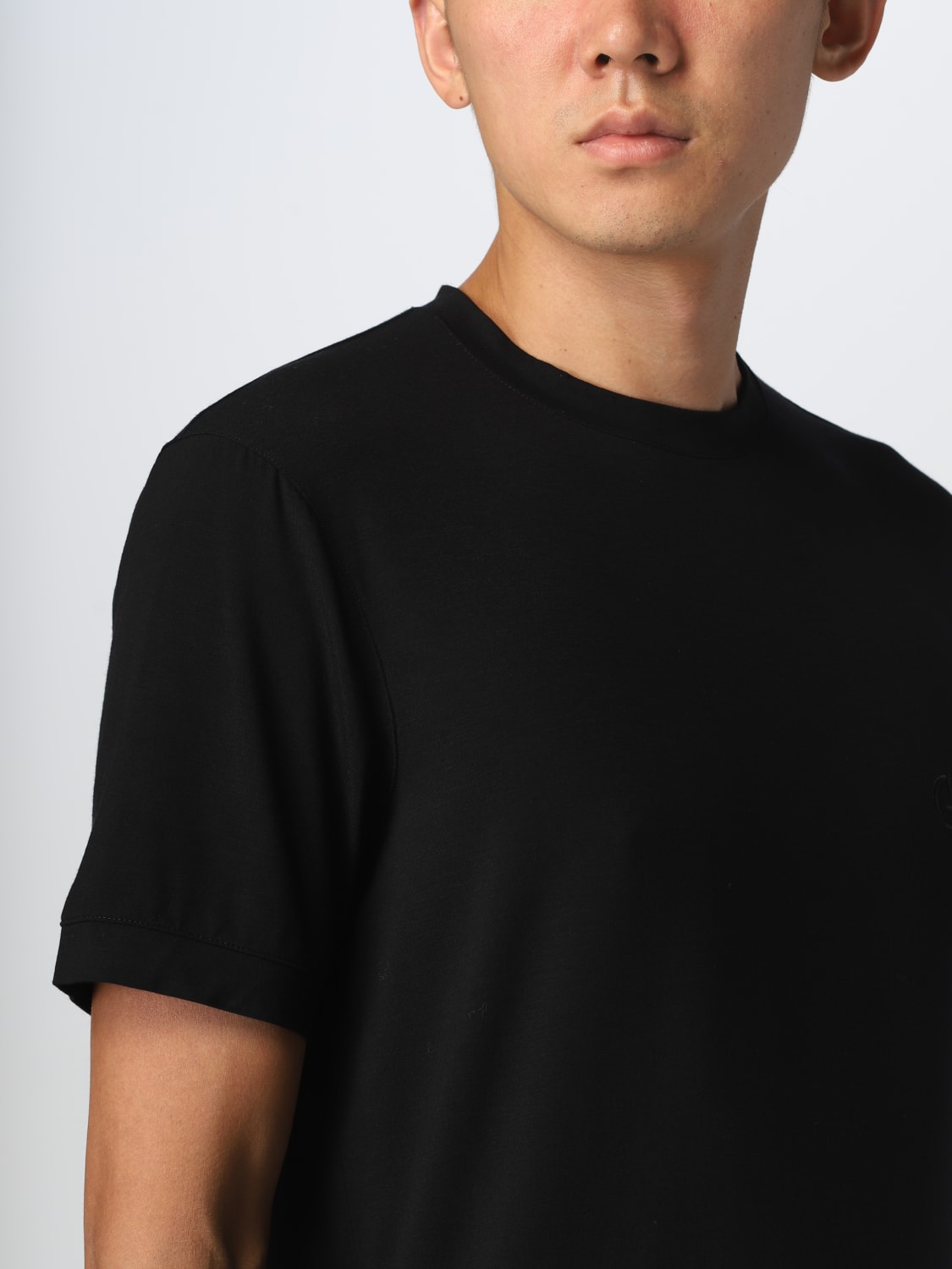 GIORGIO ARMANI: t-shirt for man - Black  Giorgio Armani t-shirt  3GST52SJP4Z online at