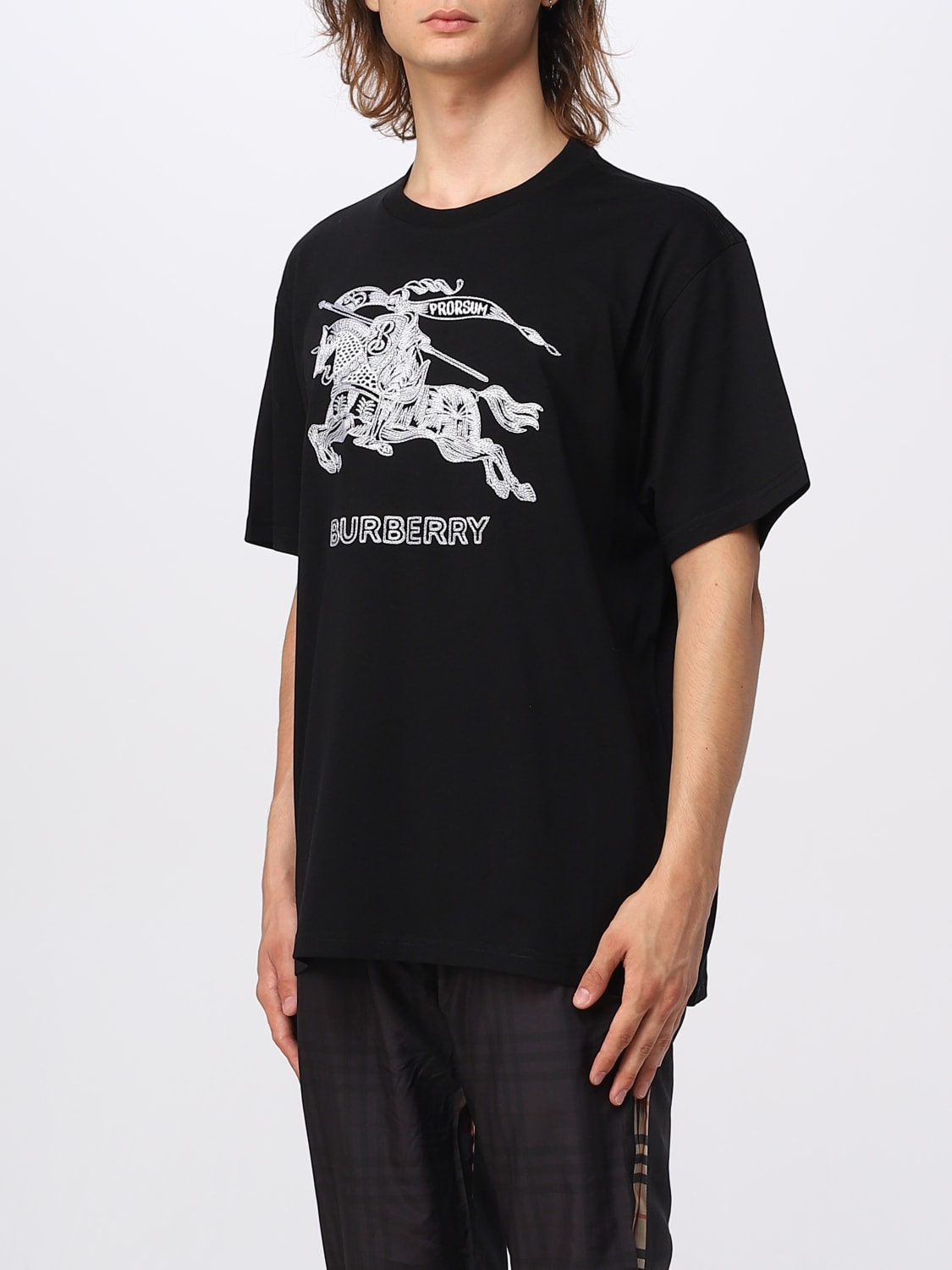 BURBERRY：Tシャツ メンズ - ブラック | GIGLIO.COMオンラインの