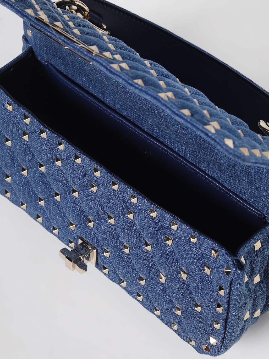 VALENTINO GARAVANI: Rockstud Spike bag in quilted denim - Blue