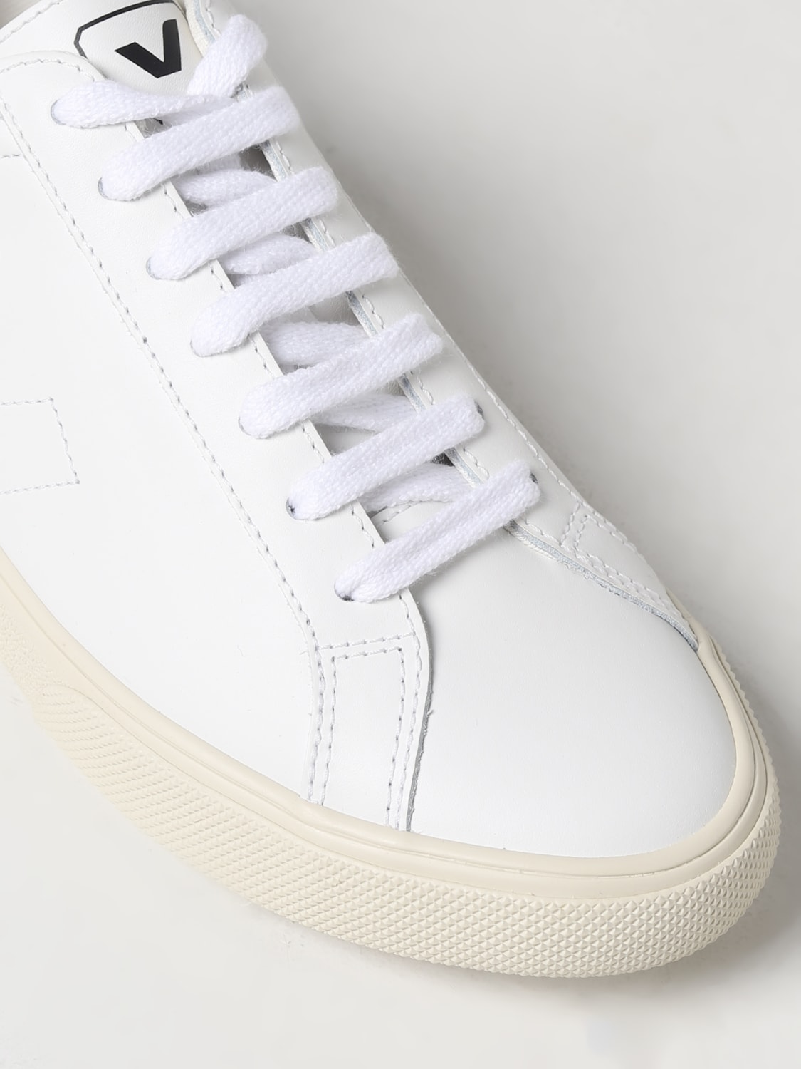 VEJA: sneakers for woman - White | Veja sneakers EA0200001 online at ...
