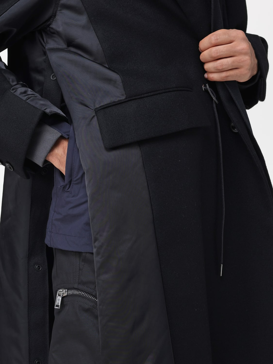 Cappotto Doppiopetto In Stile Smoking In Lana - Nero - Taglia : 52 - Uomo - Louis  Vuitton ® en 2023