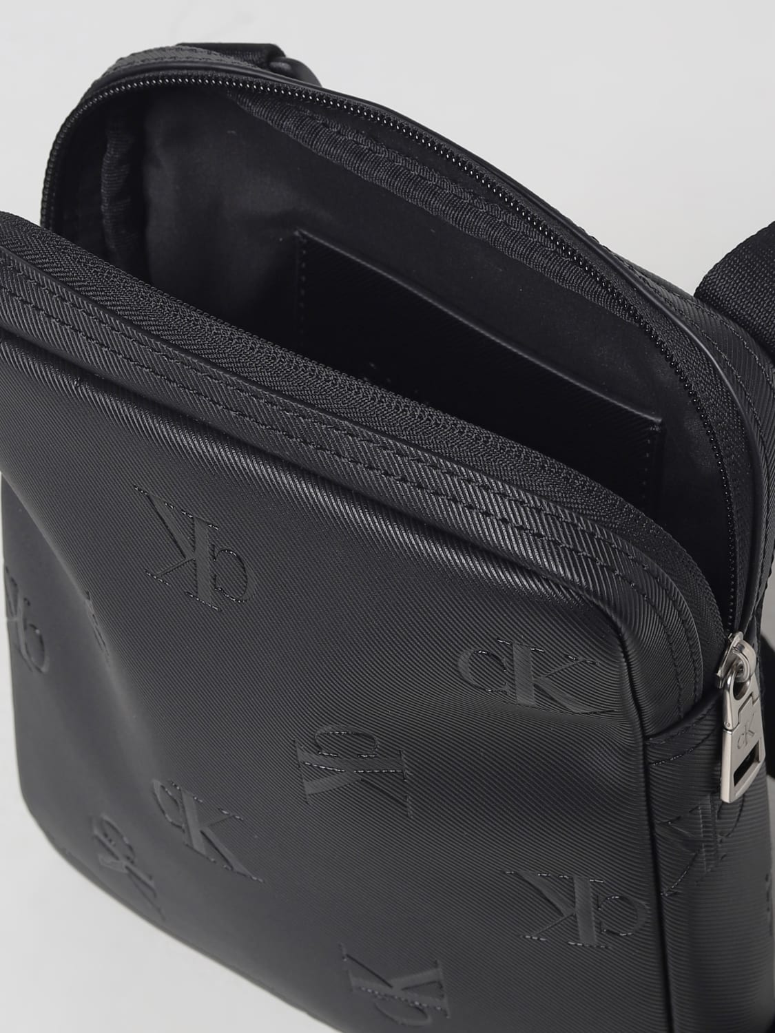 CALVIN KLEIN JEANS: shoulder bag for man - Black  Calvin Klein Jeans  shoulder bag K50K510693 online at