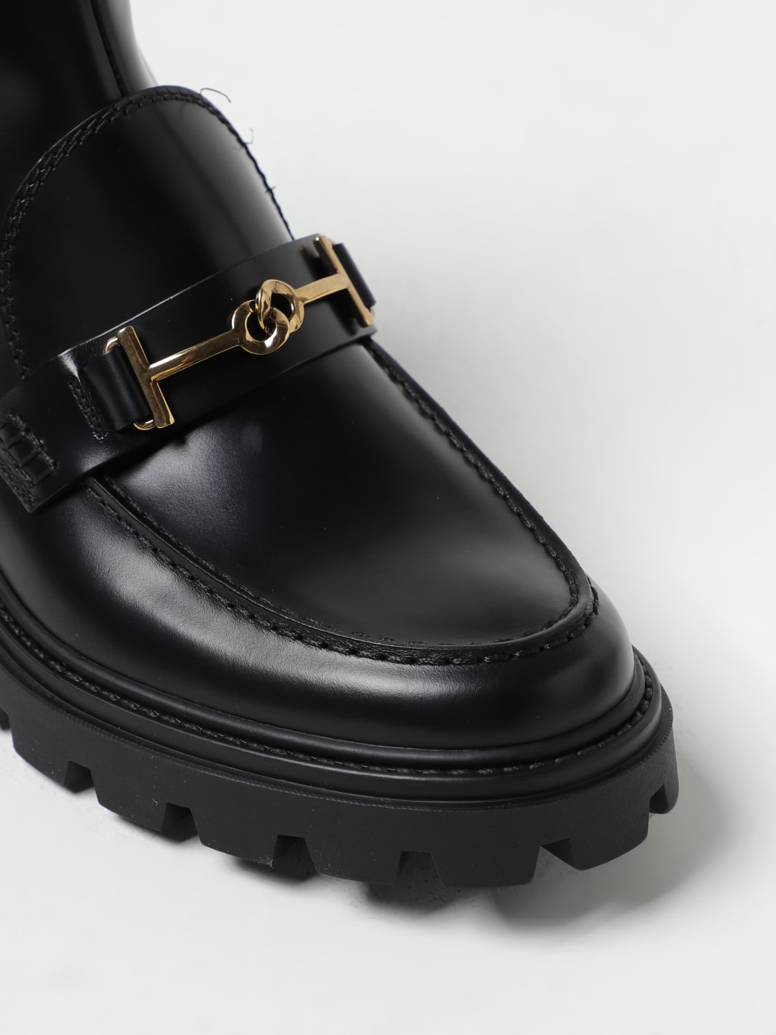 TOD'S：フラットショートブーツ レディース - ブラック | GIGLIO.COM