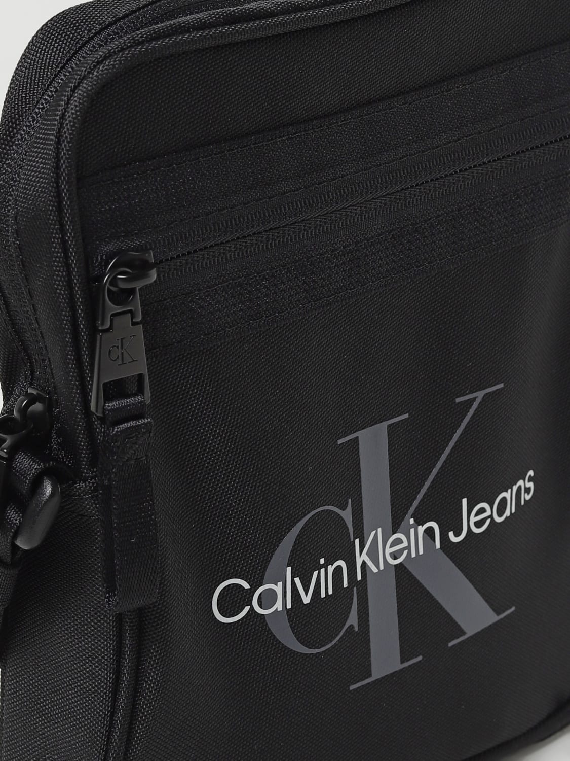 CALVIN KLEIN JEANS: shoulder bag for woman - Black