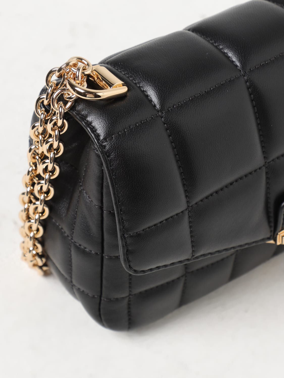 black MICHAEL KORS Women Handbags - Vestiaire Collective