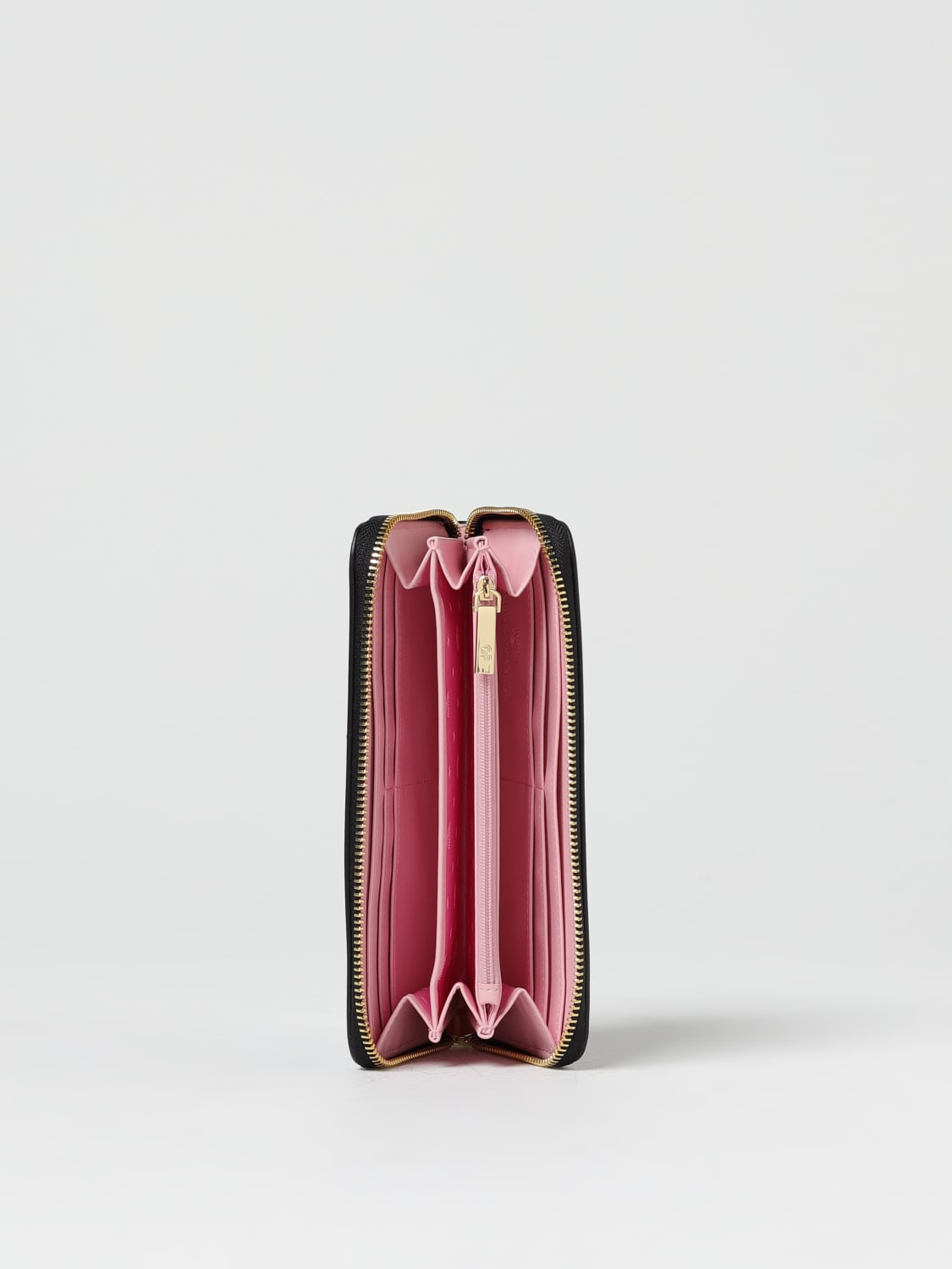 Mocasines Louis Vuitton de color rojo para Hombre - Vestiaire Collective