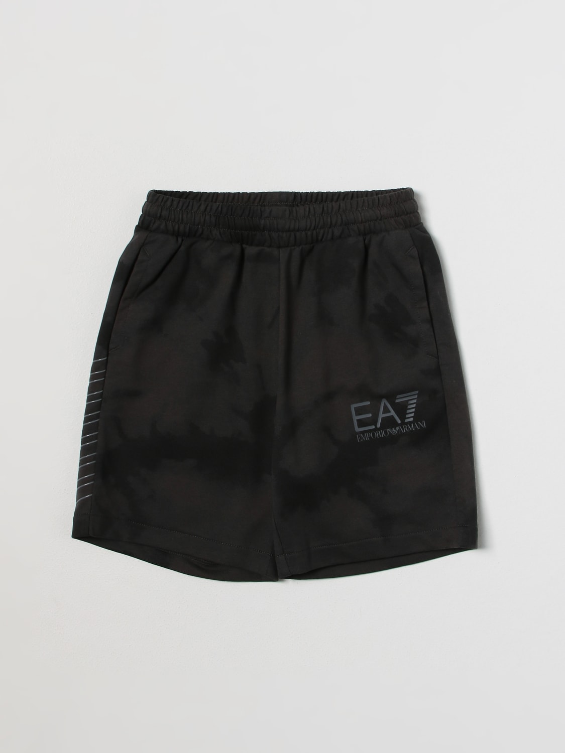 ea7 shorts grey