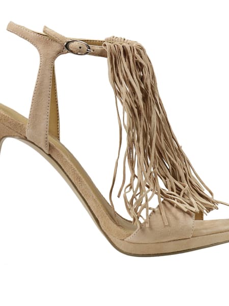 Kendall + Kylie: