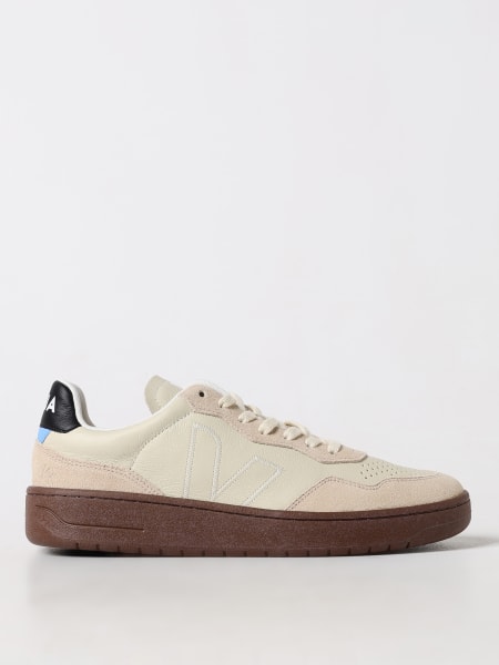 Shoes: Sneakers man Veja