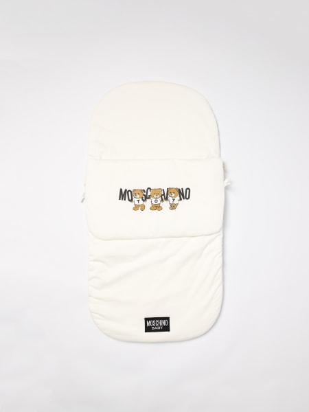 Bedcovers and blankets lifestyle Moschino