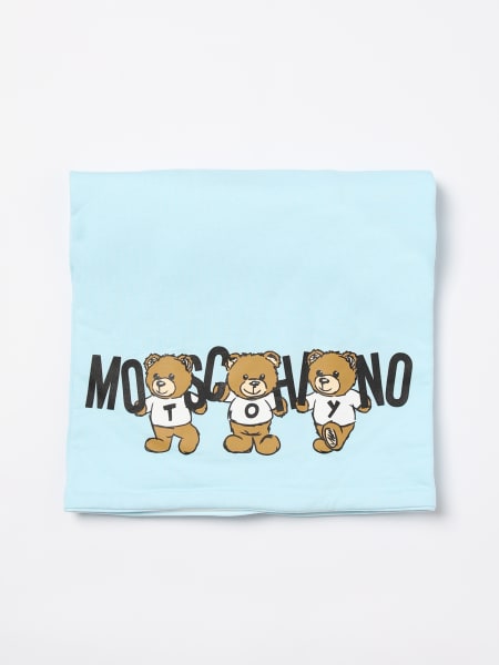 Bedcovers and blankets lifestyle Moschino