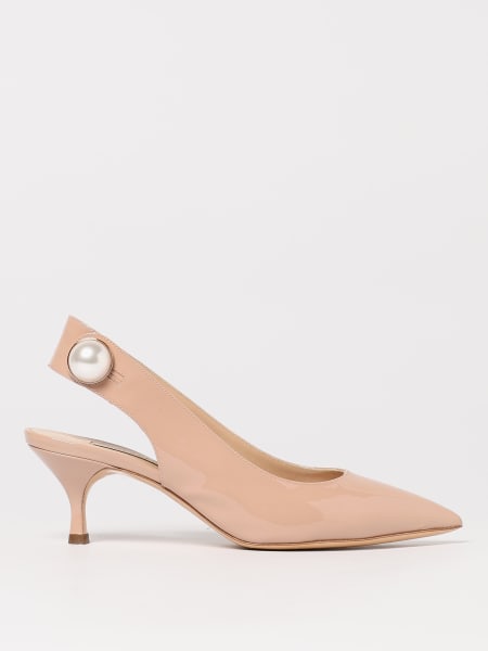 Slingback Tiffa Casadei in vernice con perla cabochon >