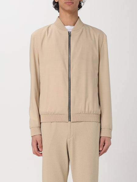 Hugo: Bomber Hugo in misto lino