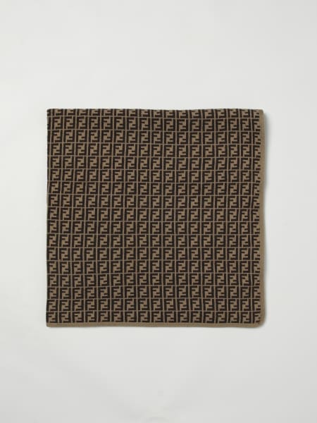 Bedcovers and blankets lifestyle Fendi