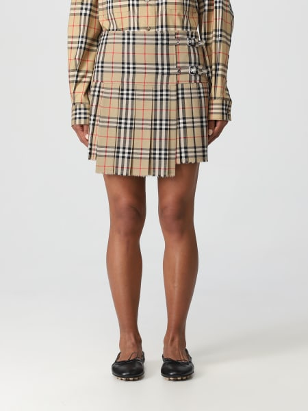 Burberry wool skirt