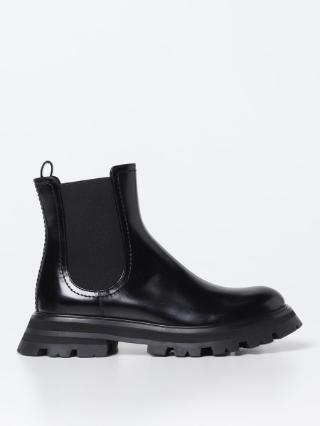 Alexander McQueen boots: Alexander McQueen ankle boots in brushed leather