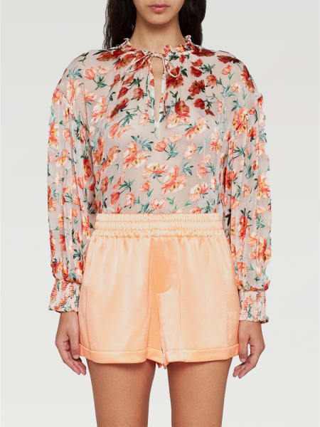 Short woman Alice+olivia