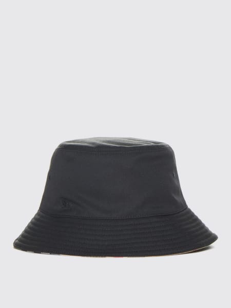 Hat man Burberry