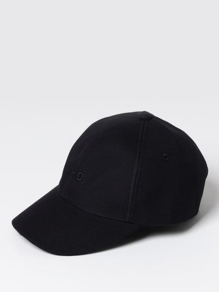 Hat man A.P.C.