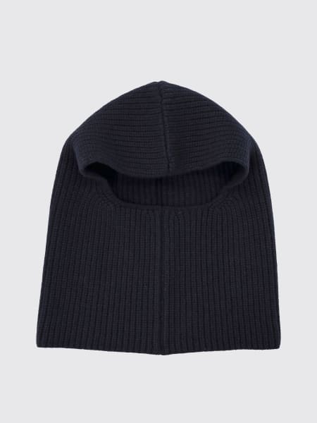 Hat man A.P.C.