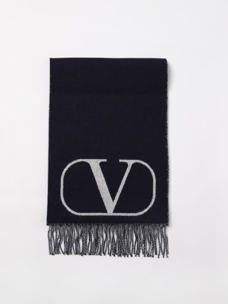 Scarf man Valentino Garavani