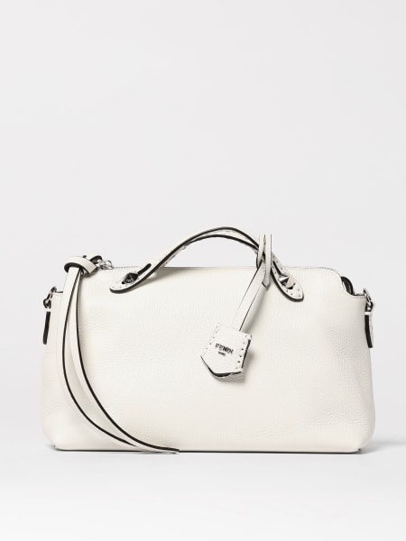 Fendi: Borsa by The Way Selleria Fendi in pelle a grana con 192 impunture fatte a mano