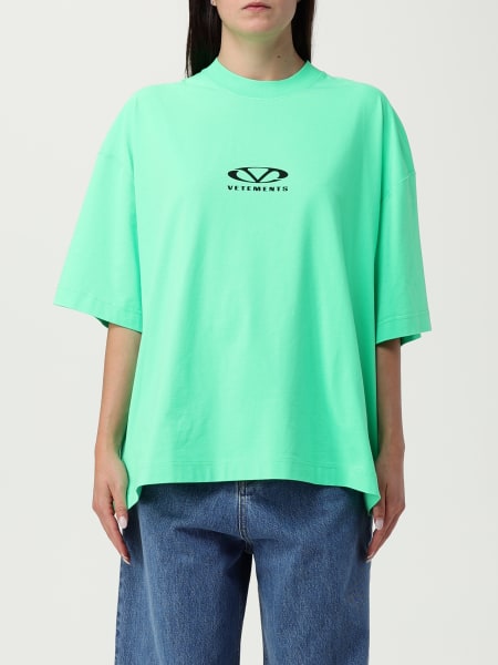 Vetements: T-shirt Damen Vetements