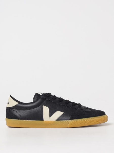 Trainers men Veja>