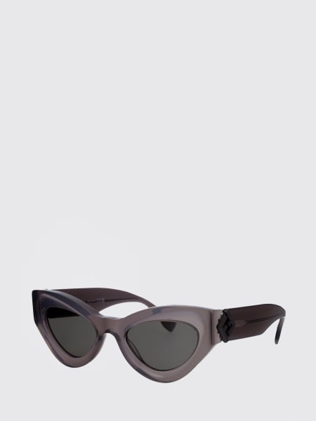 Sunglasses woman Fendi