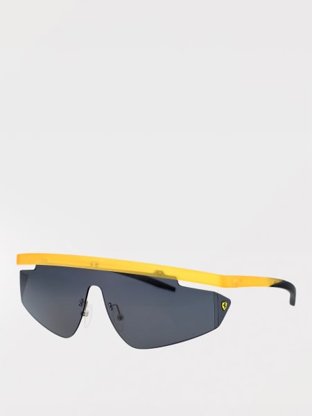 Sunglasses woman Ferrari>