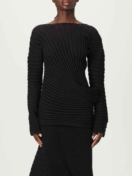 Issey Miyake: Top women Issey Miyake