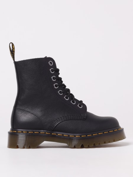 Dr. Martens: Обувь для нее Dr. Martens