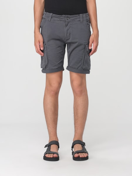 Short men Alpha Industries