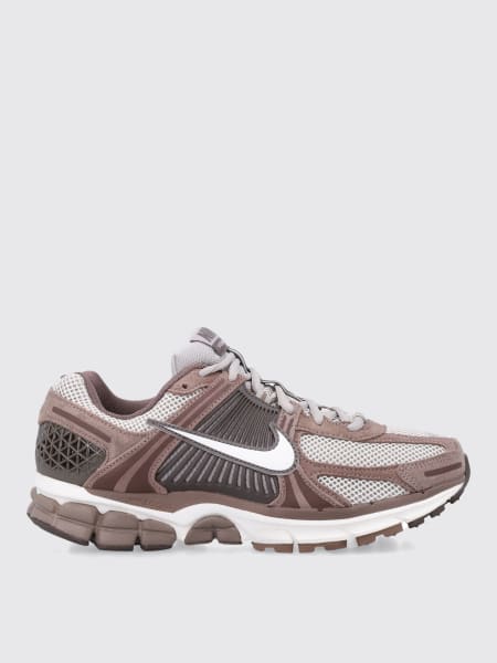 Sneakers Zoom Vomero 5 Nike in mesh e pelle >
