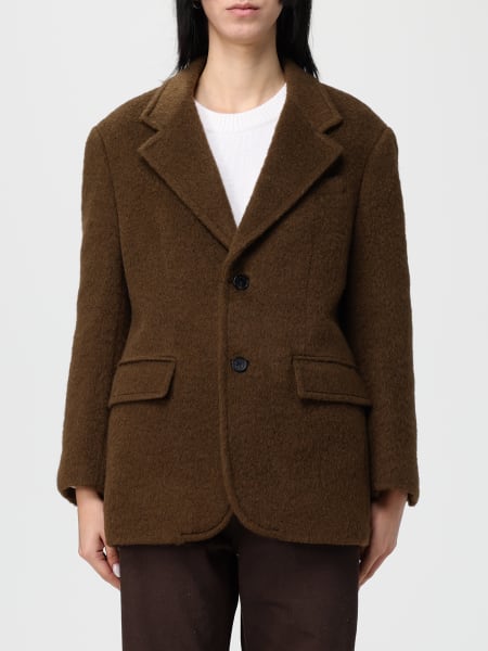 Americana mujer Dunst