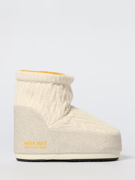 Stivaletto Icon Low Guest In Residence x Moon Boot in maglia intrecciata e camoscio