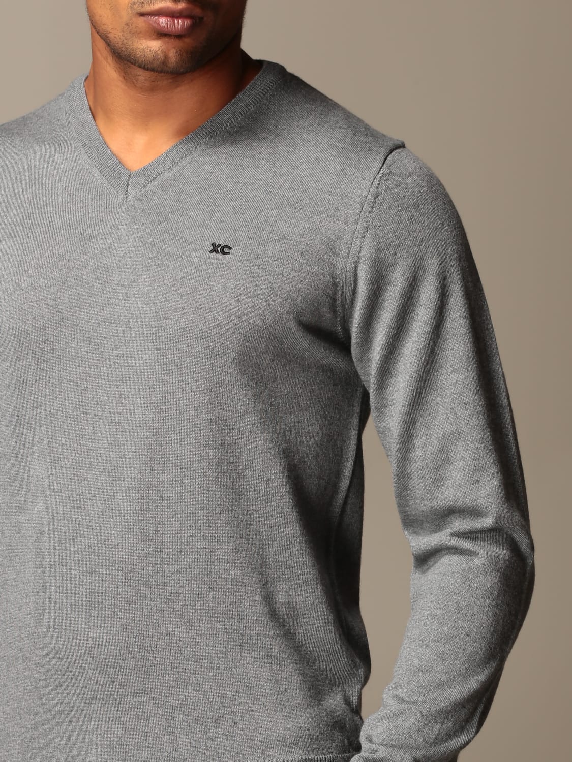 XC SWEATER: XC V-neck sweater in extrafine Merino wool, Grey - Img 3