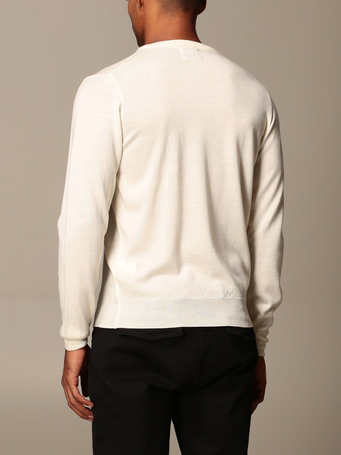 XC SWEATER: XC V-neck sweater in extrafine Merino wool, Yellow Cream - Img 2