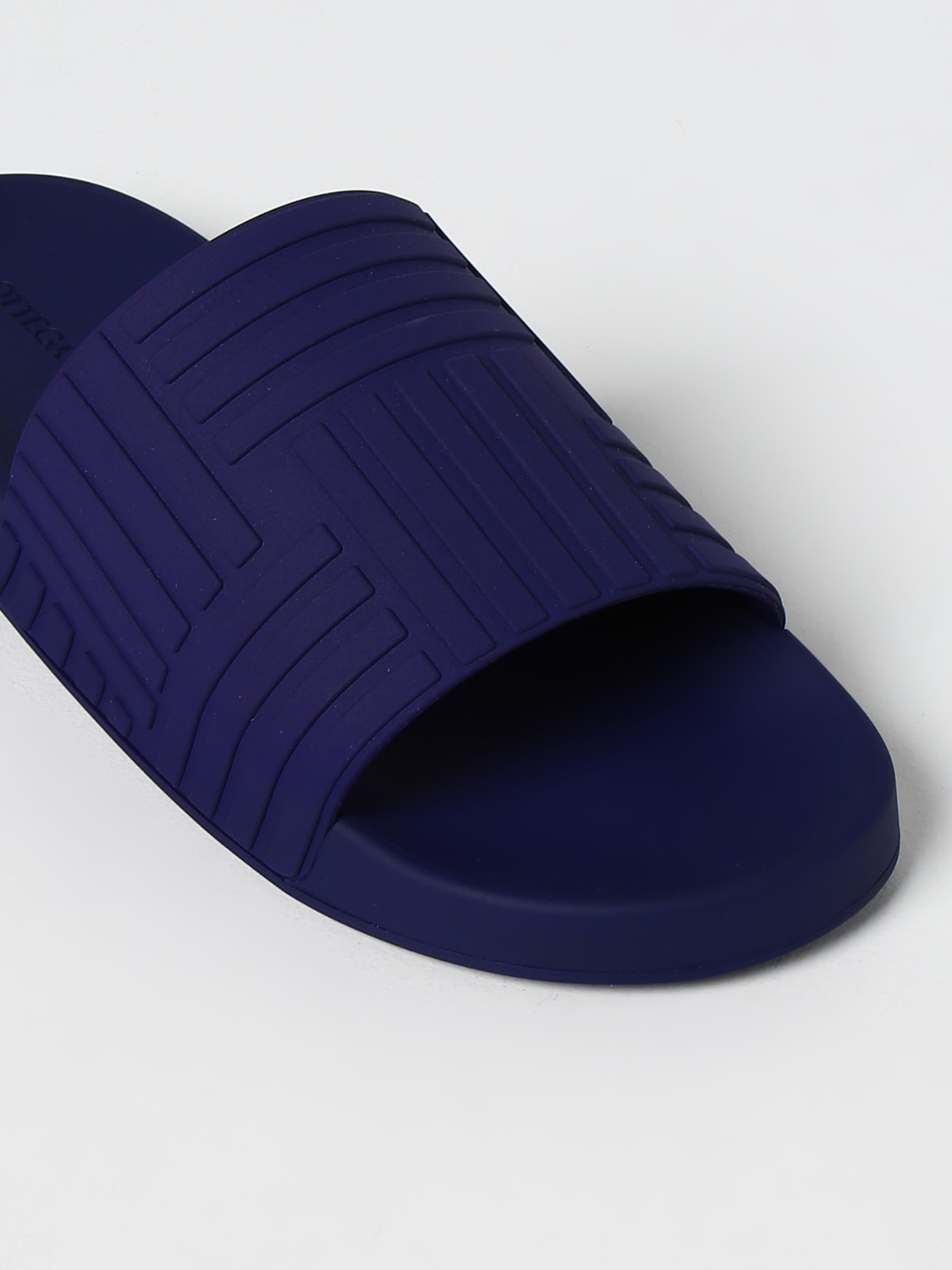 Bottega Veneta rubber slides